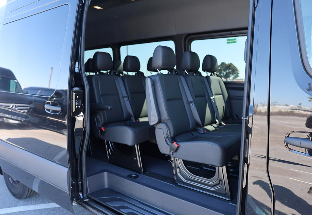 sandiegoExecutiveShuttleJet3